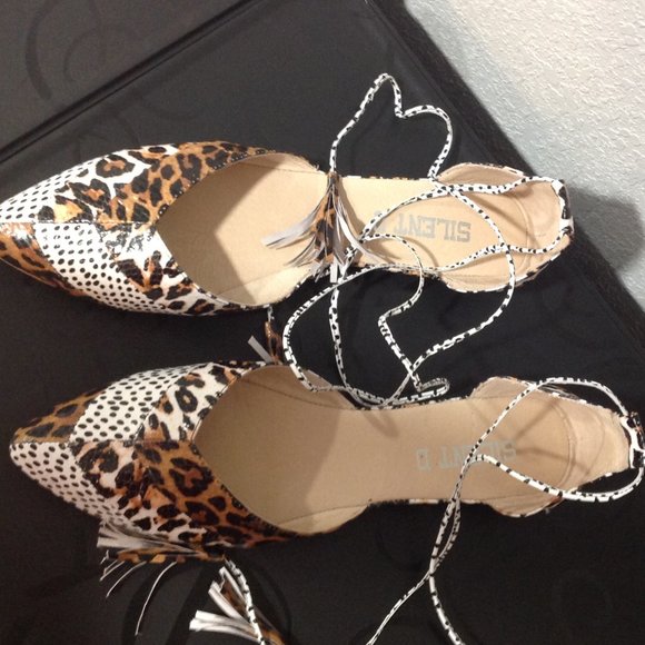 NWOB Anthropologie Silent D animal print leather flats 40 - Picture 3 of 6